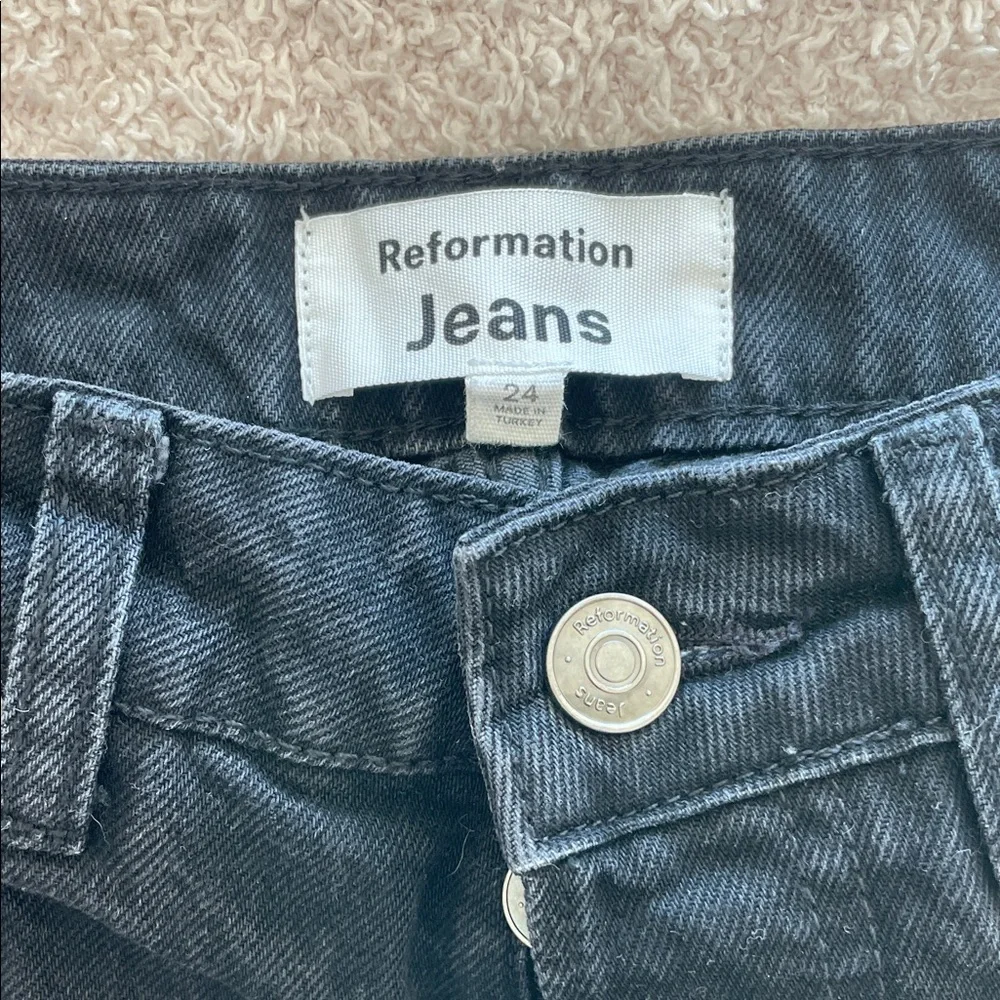 GUC REFORMATION Classic Black High-Waisted Jeans SIZE 24